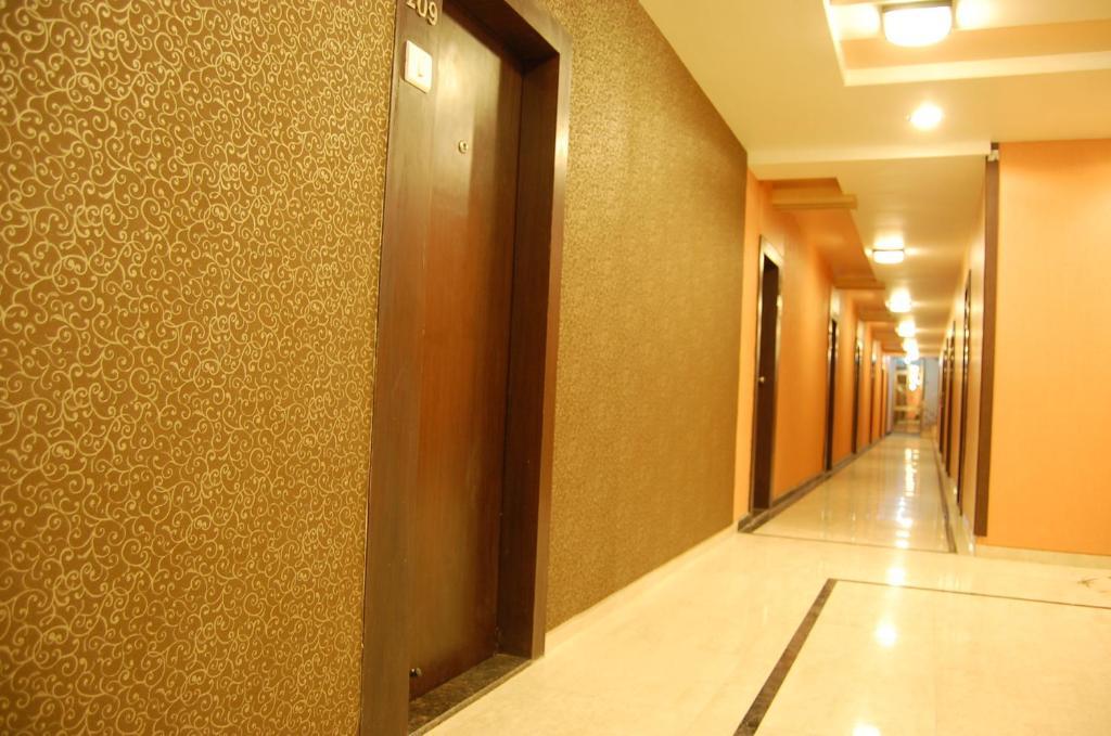 Hotel Bhagyalaxmi Shirdi Esterno foto