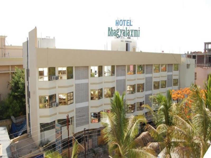 Hotel Bhagyalaxmi Shirdi Esterno foto